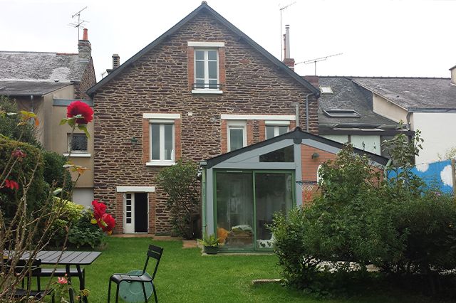 LAVALLEE - Extension moderne d'une maison individuelle à Rennes par ANA Architecte